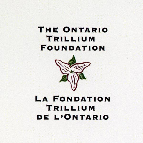 Ancien logo de la Fondation Trillium de l’Ontario utilisé entre 1994 et 2011. Il s’agit du concept artistique d’une fleur de trille blanche et verte, avec l’inscription   The Ontario Trillium Foundation au-dessus, et La Fondation Trillium de l’Ontario   au-dessous. 